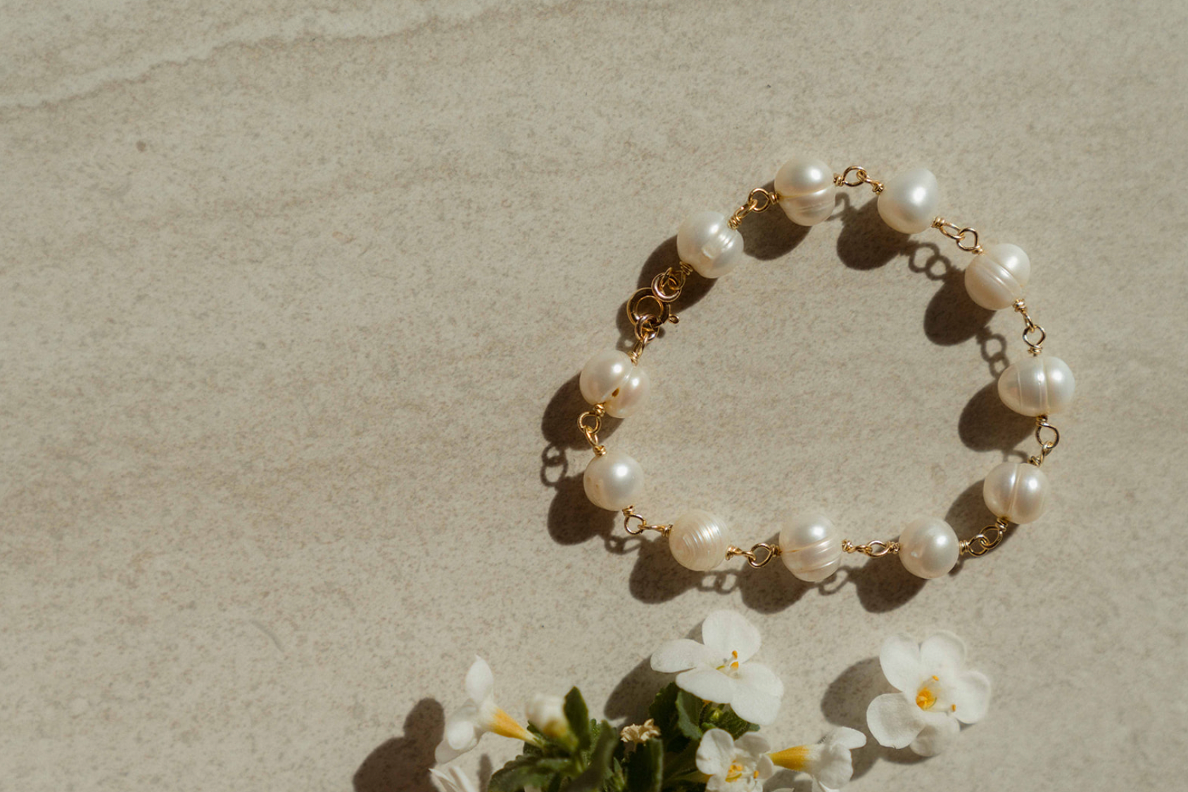 Mama Mini Pearl Link Bracelet – golden mae